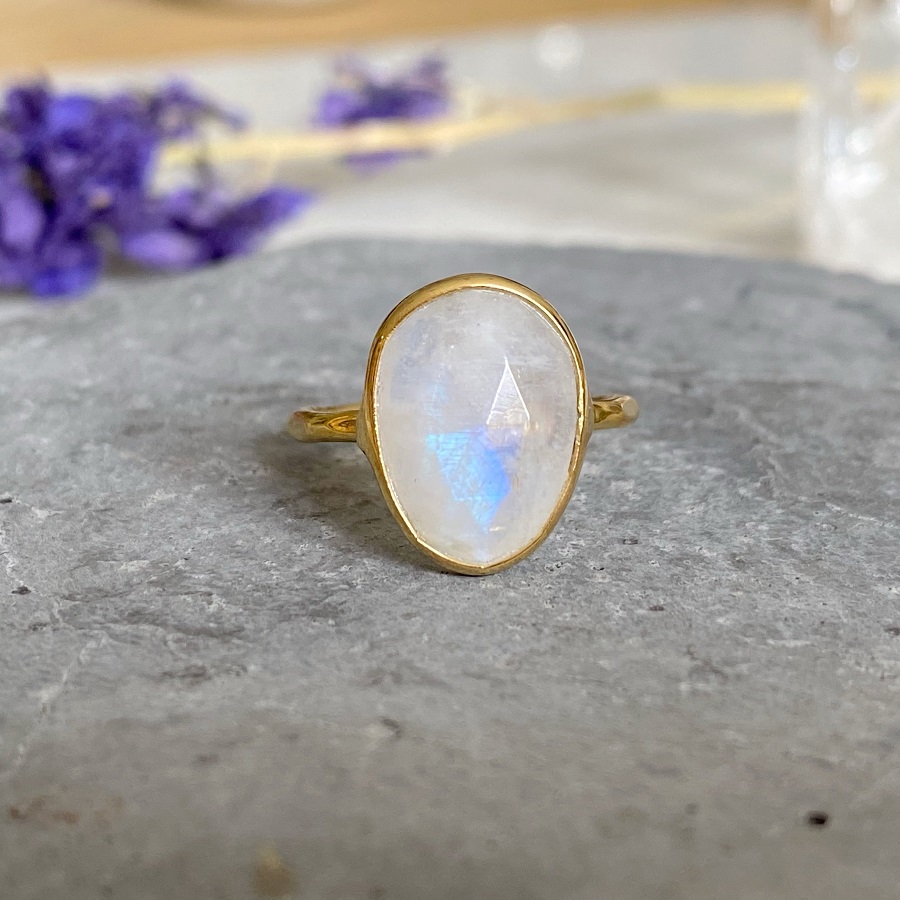 moon stone ring