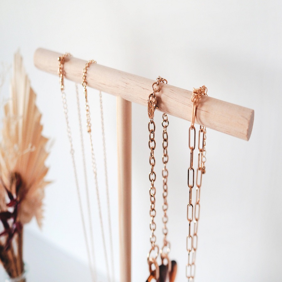 Necklace Holder